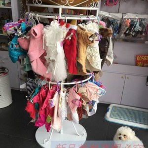 宠物用品店货架